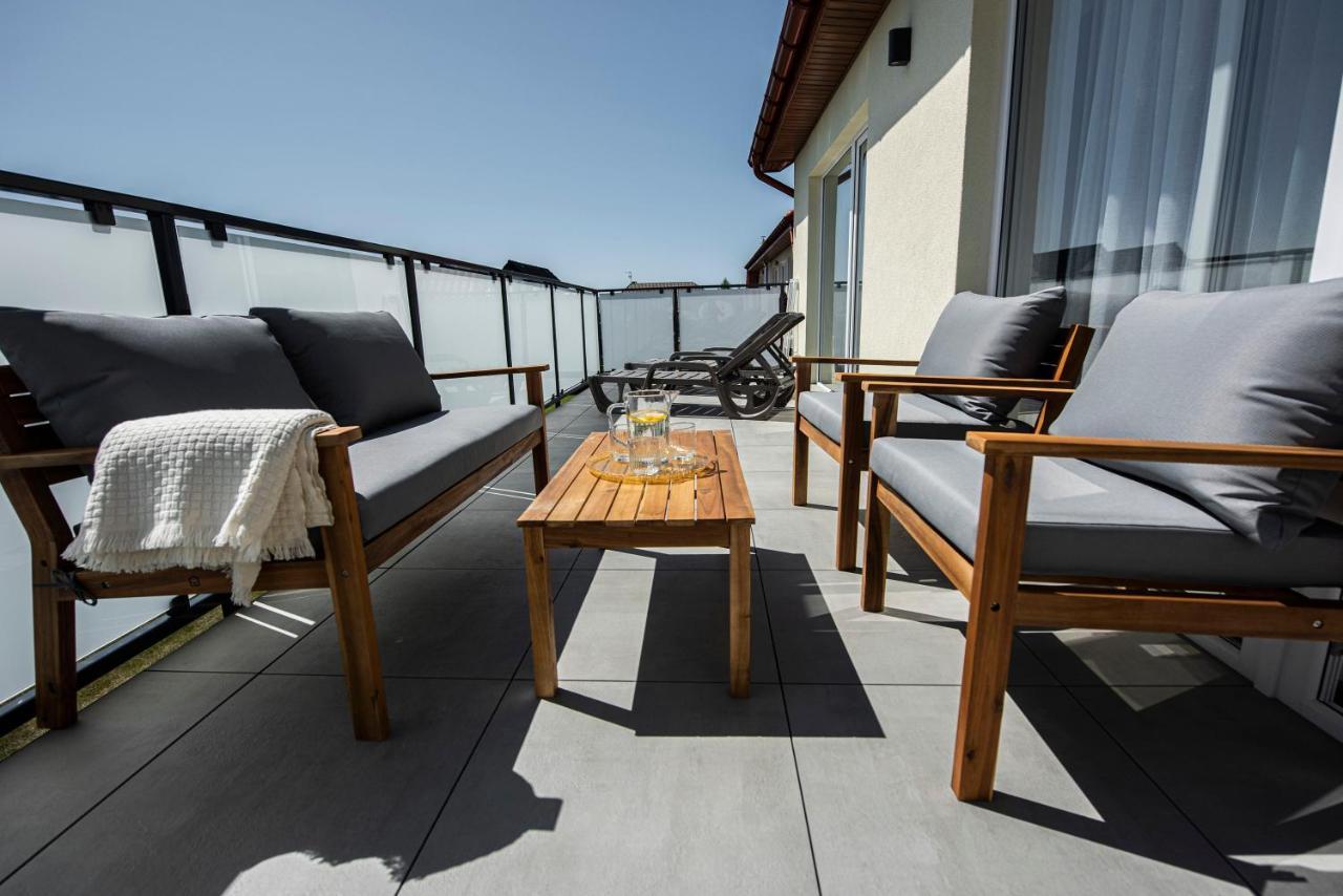 Lazur Apartamenty Domki 萨比诺瓦 外观 照片