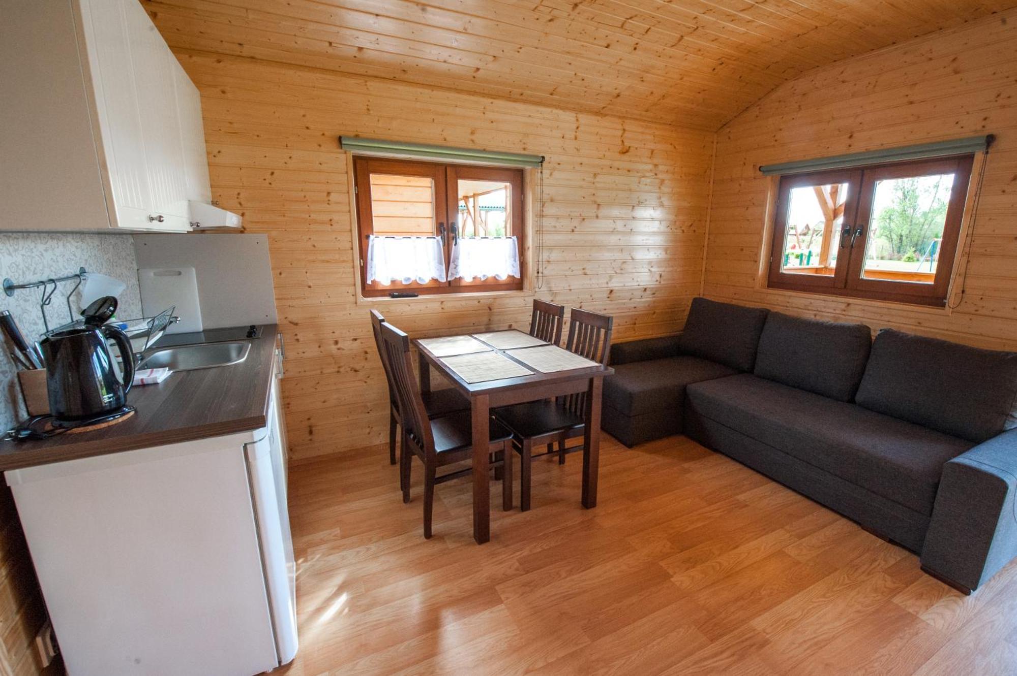 Lazur Apartamenty Domki 萨比诺瓦 外观 照片